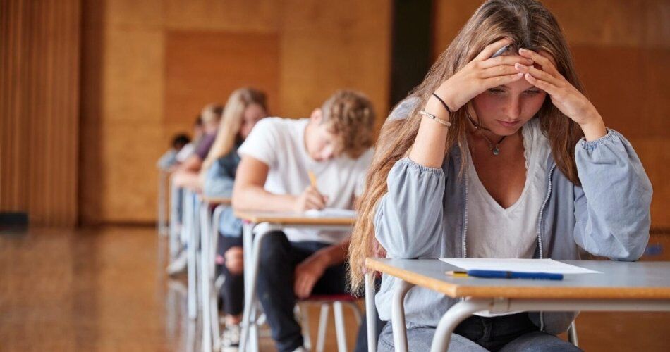 Ansiedade nas provas escolares: como ajudar o adolescente a enfrentar esse desafio? 